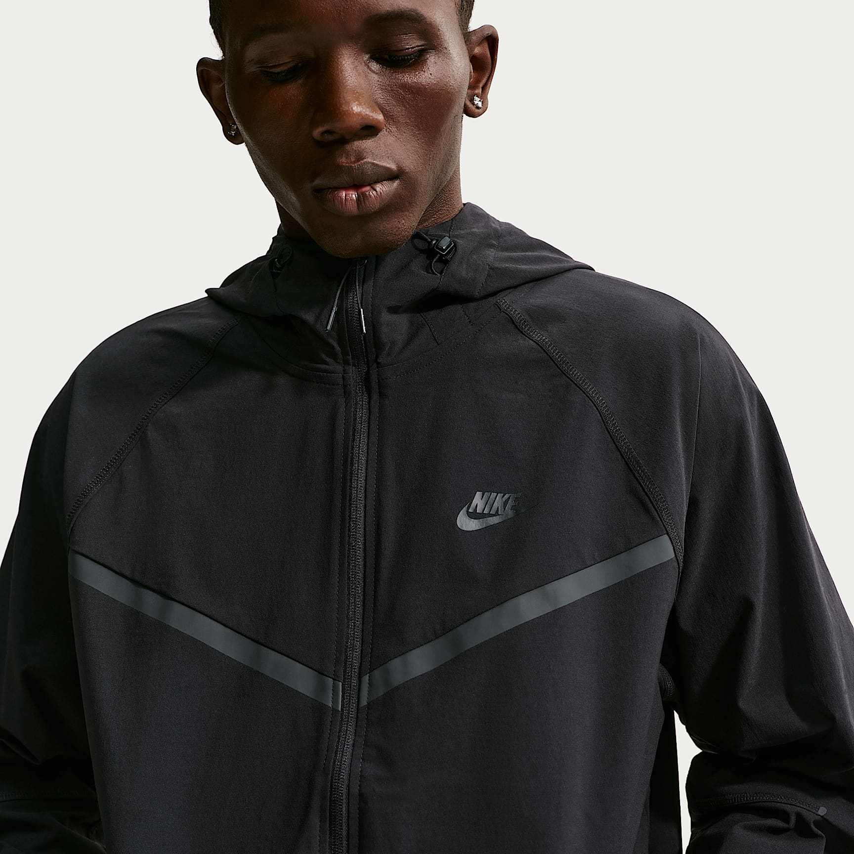Nike Tech Men's Woven Jacket. Nike RO